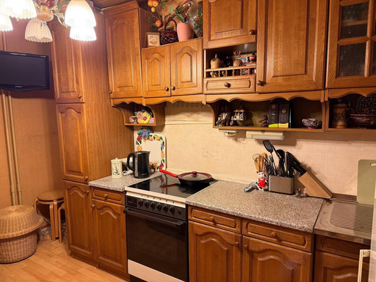 Продам однокомнатную (1-комн.) квартиру, Миклухо-Маклая ул, 59, Москва г