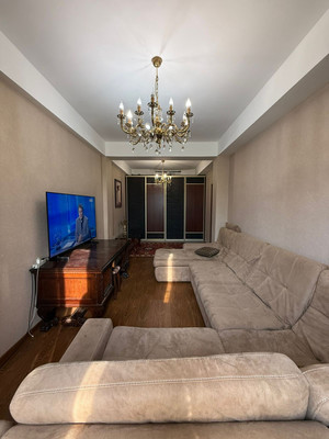 Продам однокомнатную (1-комн.) квартиру, Вузовское озеро ул, 17, Махачкала г