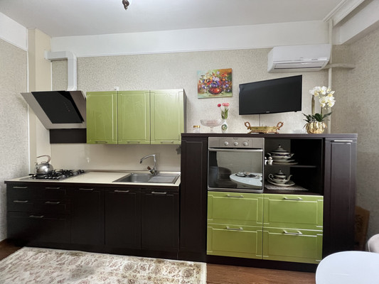 Продам однокомнатную (1-комн.) квартиру, Вузовское озеро ул, 17, Махачкала г