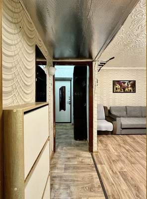 Продам однокомнатную (1-комн.) квартиру, Труда (Центральный р-н) ул, 4к1, Сочи г