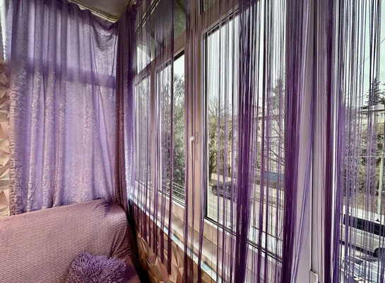 Продам однокомнатную (1-комн.) квартиру, Труда (Центральный р-н) ул, 4к1, Сочи г