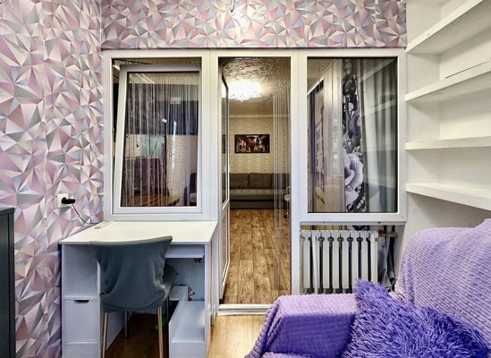 Продам однокомнатную (1-комн.) квартиру, Труда (Центральный р-н) ул, 4к1, Сочи г