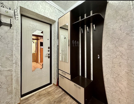 Продам однокомнатную (1-комн.) квартиру, Труда (Центральный р-н) ул, 4к1, Сочи г