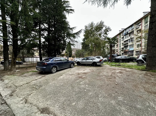 Продам однокомнатную (1-комн.) квартиру, Труда (Центральный р-н) ул, 4к1, Сочи г