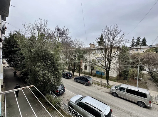 Продам однокомнатную (1-комн.) квартиру, Труда (Центральный р-н) ул, 4к1, Сочи г