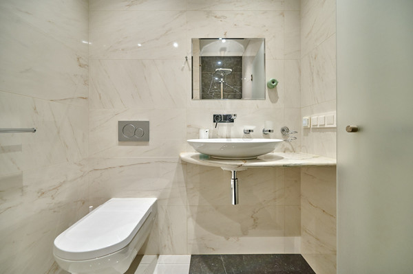 Продам трехкомнатную (3-комн.) квартиру, Лобачевского ул, 118к4, Москва г