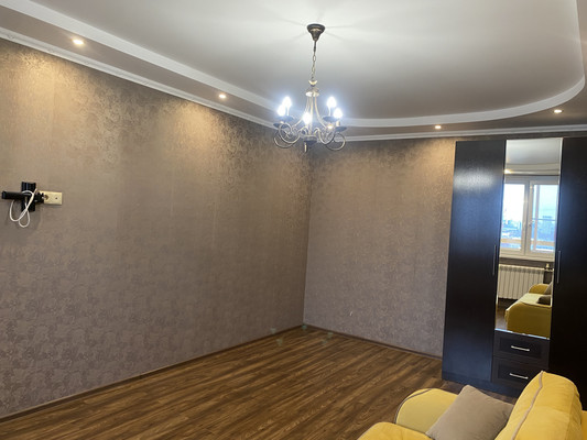 Продам однокомнатную (1-комн.) квартиру, Красногорский б-р, 46, Красногорск г