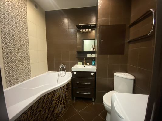 Продам однокомнатную (1-комн.) квартиру, Красногорский б-р, 46, Красногорск г