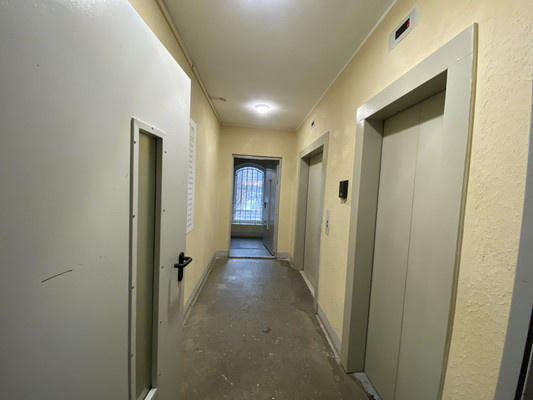 Продам однокомнатную (1-комн.) квартиру, Красногорский б-р, 46, Красногорск г