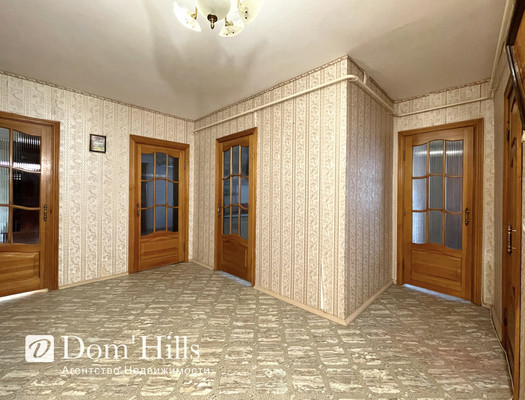 Продам трехкомнатную (3-комн.) квартиру, Черникова ул, 39, Волгодонск г