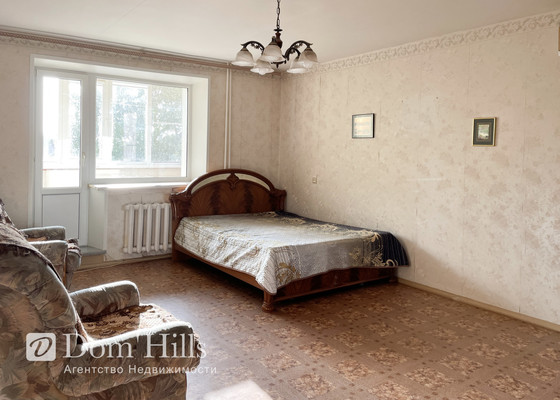 Продам трехкомнатную (3-комн.) квартиру, Черникова ул, 39, Волгодонск г