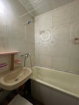 Продам однокомнатную (1-комн.) квартиру, Маршала Кошевого ул, 42, Волгодонск г