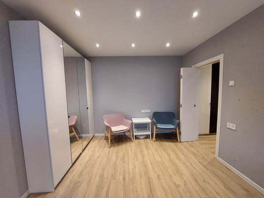 Продам двухкомнатную (2-комн.) квартиру, Дубнинская ул, 27к1, Москва г