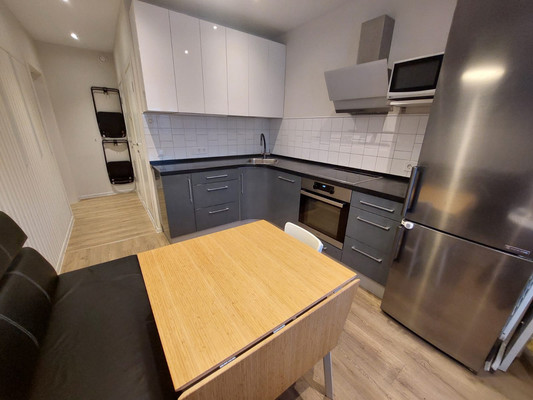 Продам двухкомнатную (2-комн.) квартиру, Дубнинская ул, 27к1, Москва г