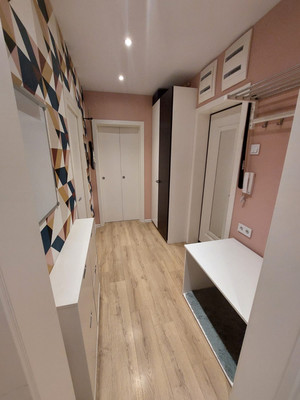 Продам двухкомнатную (2-комн.) квартиру, Дубнинская ул, 27к1, Москва г