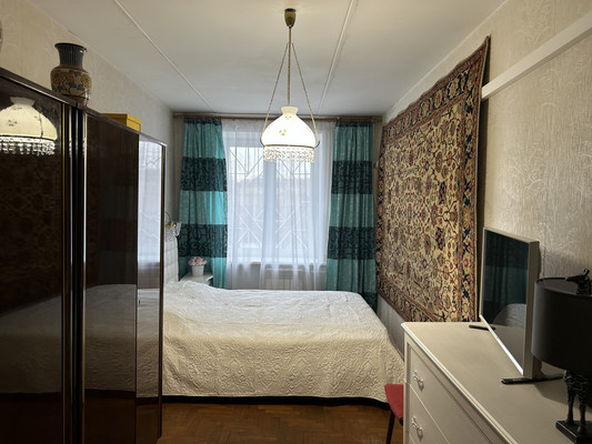 Продам трехкомнатную (3-комн.) квартиру, Дмитрия Ульянова ул, 43к1, Москва г