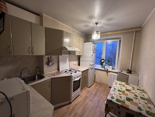 Продам однокомнатную (1-комн.) квартиру, Каширское ш, 102к1, Москва г