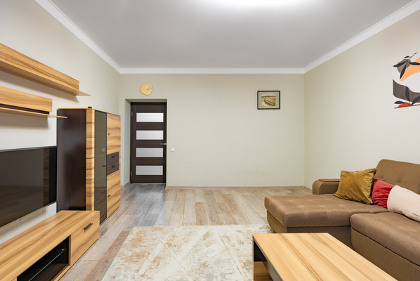 Сдам двухкомнатную (2-комн.) квартиру, Тверская ул, 18, Санкт-Петербург г