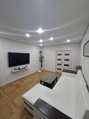 Продам трехкомнатную (3-комн.) квартиру, Зорге ул, 27/3, Ростов-на-Дону г