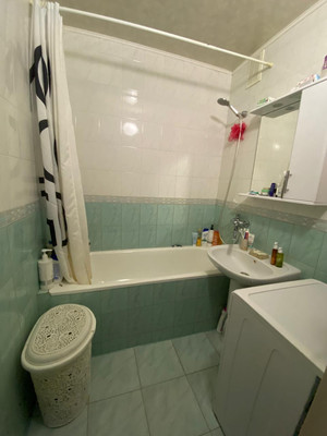 Продам трехкомнатную (3-комн.) квартиру, Зорге ул, 27/3, Ростов-на-Дону г