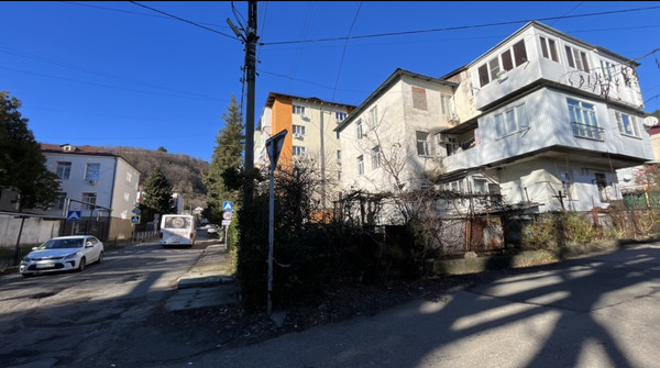 Продам двухкомнатную (2-комн.) квартиру, Киевская ул, 4, Туапсе г