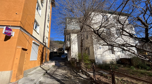 Продам двухкомнатную (2-комн.) квартиру, Киевская ул, 4, Туапсе г