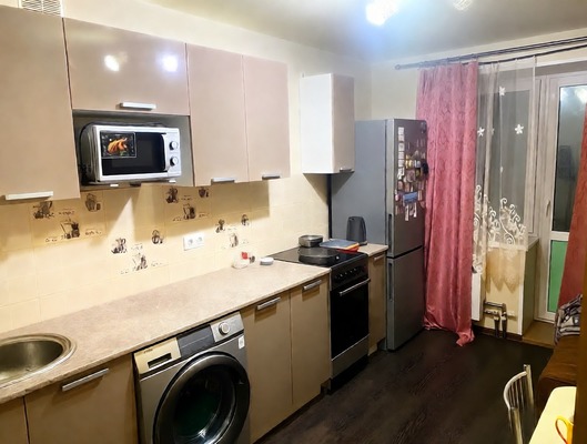 Продам однокомнатную (1-комн.) квартиру, Василия Иванова ул, 23а, Нижний Новгород г