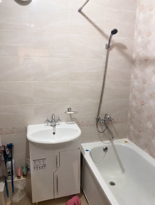 Продам однокомнатную (1-комн.) квартиру, Василия Иванова ул, 23а, Нижний Новгород г