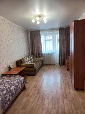 Продам двухкомнатную (2-комн.) квартиру, Чехова ул, 36, Казань г