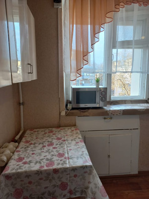 Продам двухкомнатную (2-комн.) квартиру, Чехова ул, 36, Казань г