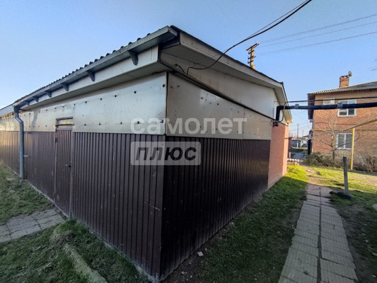 Продам трехкомнатную (3-комн.) квартиру, Центральная ул, 10, Степной п