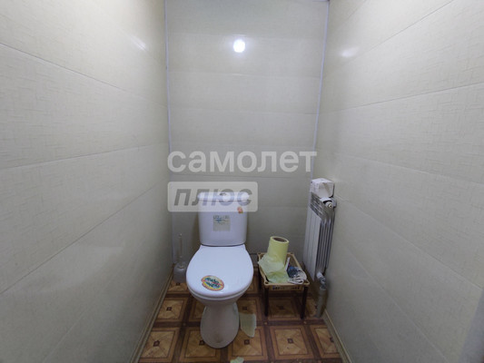 Продам трехкомнатную (3-комн.) квартиру, Центральная ул, 10, Степной п