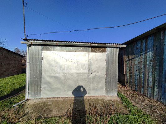 Продам трехкомнатную (3-комн.) квартиру, Центральная ул, 10, Степной п