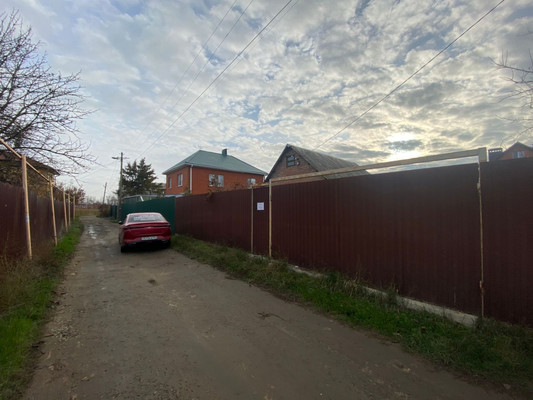 Продам участок 6 соток, Фермерское хоз., 1-я Залповая ул, 11, Ростов-на-Дону г, 0 км от города