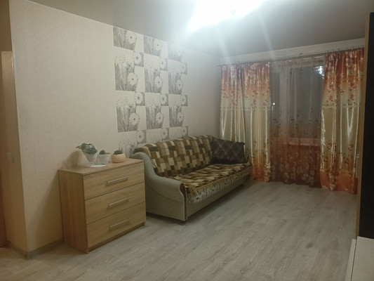 Продам двухкомнатную (2-комн.) квартиру, Московский пр-кт, 119, Калининград г