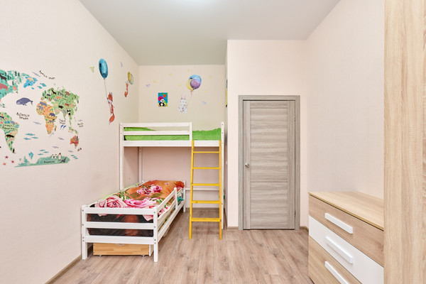 Продам многокомнатную квартиру, Сапфирная ул, 12, Пермь г