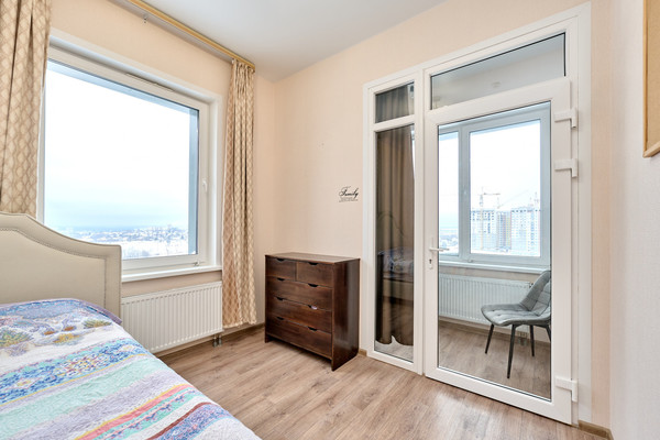 Продам многокомнатную квартиру, Сапфирная ул, 12, Пермь г