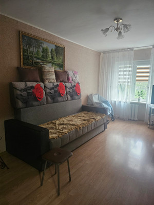 Продам двухкомнатную (2-комн.) квартиру, Халтурина ул, 185, Армавир г