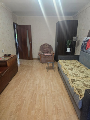 Продам двухкомнатную (2-комн.) квартиру, Халтурина ул, 185, Армавир г