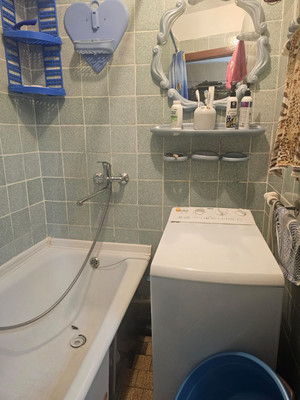 Продам двухкомнатную (2-комн.) квартиру, Халтурина ул, 185, Армавир г