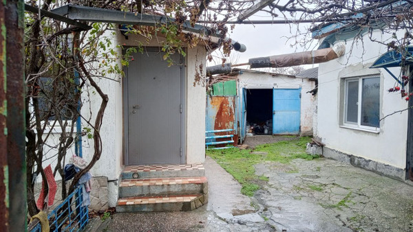 Продам дом, Каспийская ул, 12, Симферополь г, 0 км от города