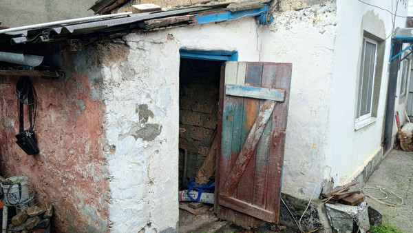 Продам дом, Каспийская ул, 12, Симферополь г, 0 км от города