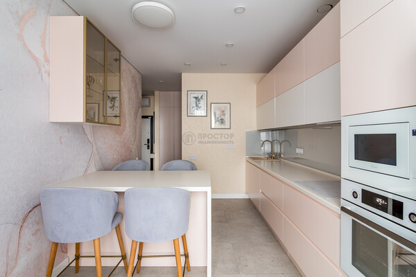 Продам двухкомнатную (2-комн.) квартиру, Лобачевского ул, 120к1, Москва г