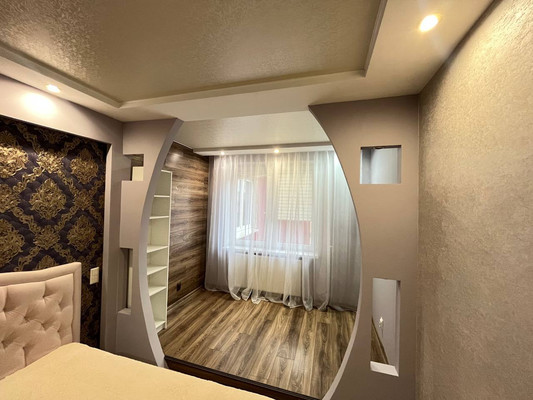 Продам двухкомнатную (2-комн.) квартиру, Аллея смелых ул, 188А, Калининград г