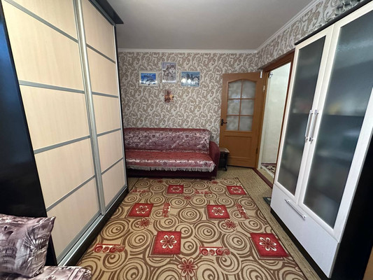 Продам однокомнатную (1-комн.) квартиру, Черноморская ул, 98, Кропоткин г