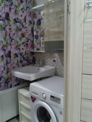 Продам однокомнатную (1-комн.) квартиру, Высокогорная ул, 49а, Барановка с