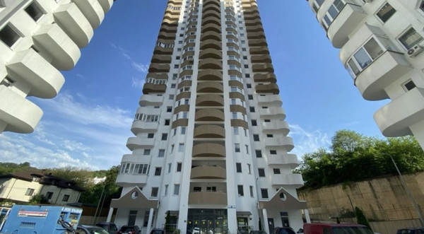 Продам двухкомнатную (2-комн.) квартиру, Теневой (Клен-1 тер. СНТ) пер, 10а, Сочи г