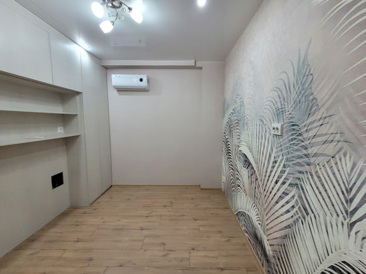 Продам двухкомнатную (2-комн.) квартиру, Самаровская ул, 1, Ханты-Мансийск г