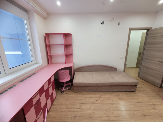 Продам двухкомнатную (2-комн.) квартиру, Самаровская ул, 1, Ханты-Мансийск г