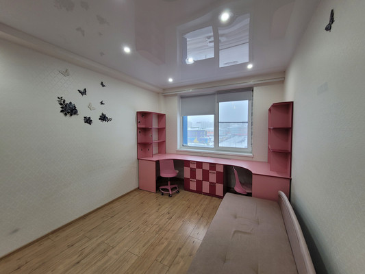 Продам двухкомнатную (2-комн.) квартиру, Самаровская ул, 1, Ханты-Мансийск г